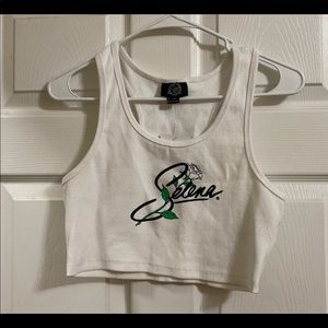 Selena crop top